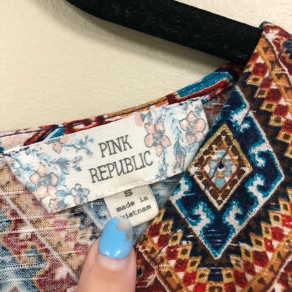 Fun Pattern Tee - Picture 4 of 4